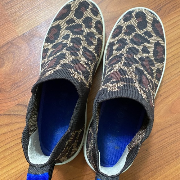 ROTHY’S The Chelsea boots sneakers slip on comfort cheetah wildcat leopard 5.5 - Picture 5 of 9